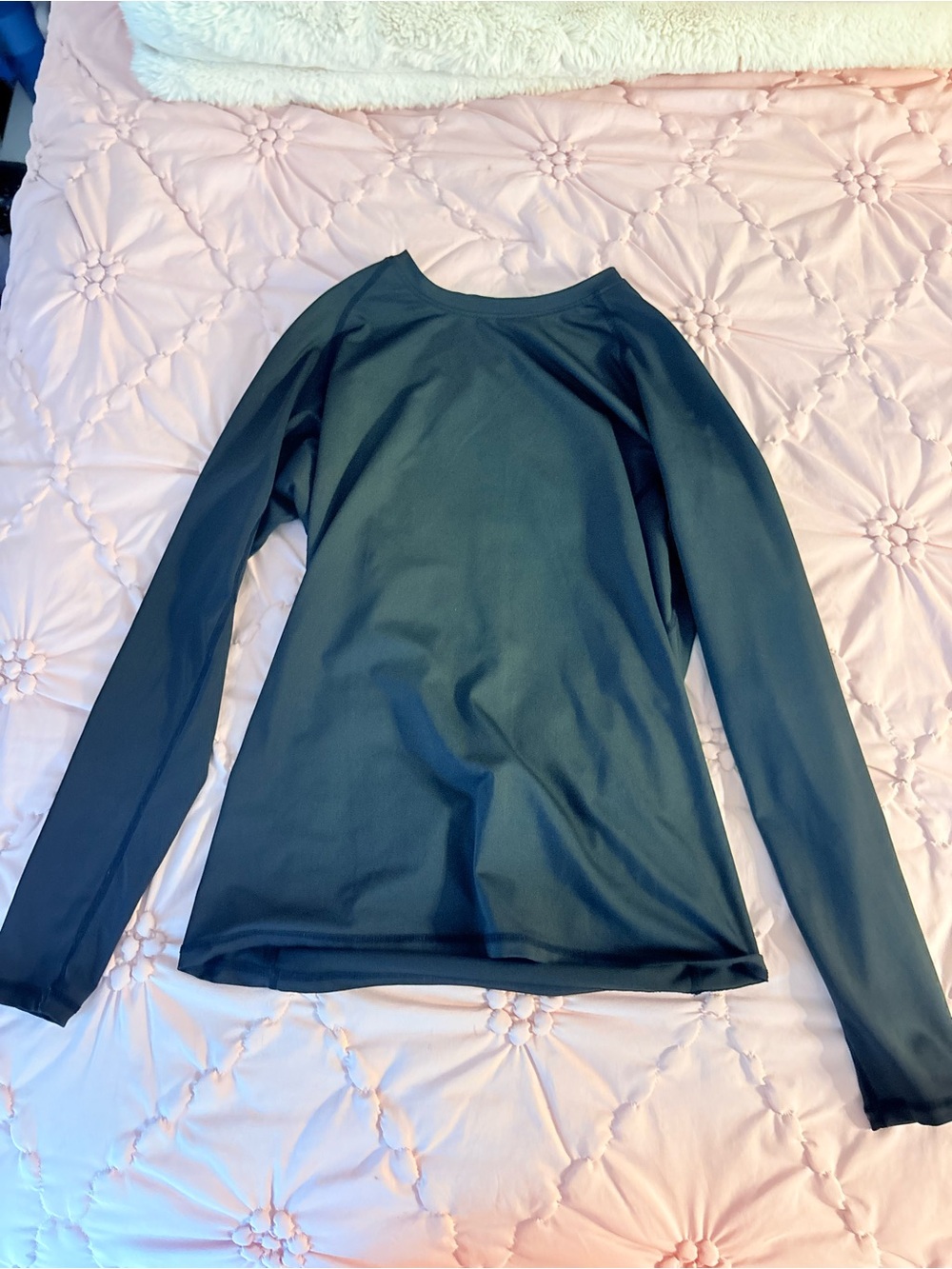 Long Sleeve Women's Compression Crewneck Top in Black from Amazon